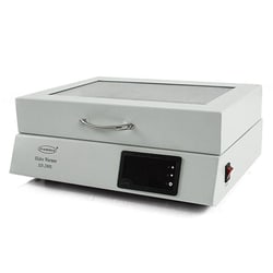 Med Vet International Slide Warmer, Small with Hinged Cover