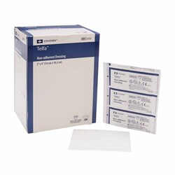 Med Vet International&nbsp;Non-Adherent Dressing Telfa&trade; Ouchless 3 X 4 Inch Sterile Rectangle, 2132, Each