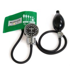 Med Vet International&nbsp;McKesson LUMEON&trade; Aneroid Sphygmomanometer, 13 - 19.5 cm Circumference, Green, 01-700-9CGRGM, 1/Box