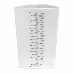 Med Vet International&nbsp;Graduated Beaker Plasti-Grad Triangular Polypropylene 1 200 mL 1150 200/Case