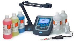 Hach Company HQ440D Laboratory pH Meter Package for Dirty Samples with