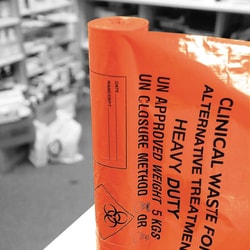 Polyco Healthline&nbsp;Heavy Duty Clinical Waste Sacks on a Roll