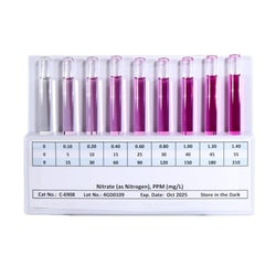 CHEMetrics&trade; by AquaPhoenix&nbsp;High Range Nitrate Comparator Flat