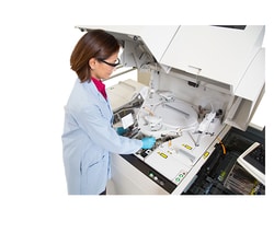 Beckman Coulter DxC 700 AU Chemistry Analyzer Dxc700 AU Chemistry Analyzer