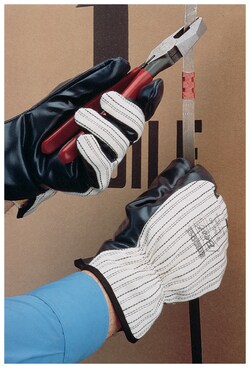SHOWA&trade;&nbsp;Strapper&trade; Gloves