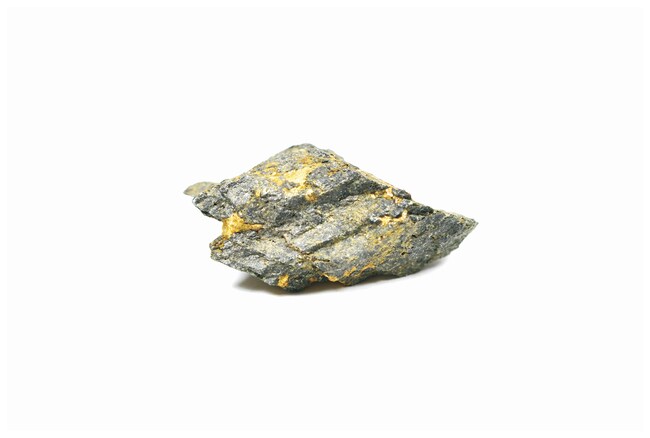 EISCO Augite (Pyroxene Mineral) Specimen Teaching SuppliesEarth and
