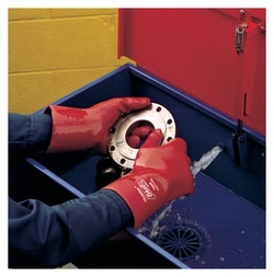 SHOWA&trade;&nbsp;Hustler PVC Coated Chemical Resistant Gloves