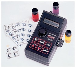 Lovibond&trade;&nbsp;Model 975MP Portable Analyst