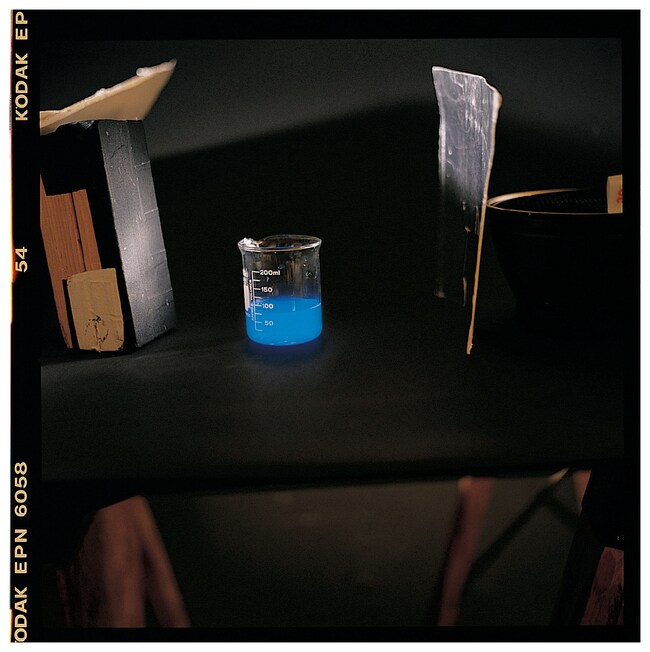 Innovating Science Chemiluminescence Chemical Reaction Kit