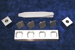 PATHOLOGY INNOVATIONS&nbsp;The Peters Precision Cryoembedding System 20x20 Deep Well Bar Set includes one 20x20mm Deep Well Bar, which has two 6mm deep wells and two 9mm deep wells, as well as 4 small chucks, two over chuck freezing blocks and 8 dispensing slides.