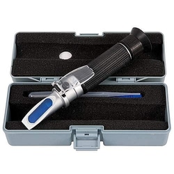 PCE AMERICAS INC Porable Pocket Brix Refractometer 0 to 32% Brix (Sucrose