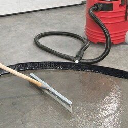 New Pig SpillBlocker Vacuum Dike 5 x 4 x 2.25 in. | Buy Online | New Pig | Fisher Scientific