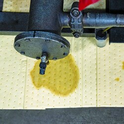 New Pig High-Visibility Absorbent Mat Pad 20 x 15 in. | Buy Online | New Pig | Fisher Scientific