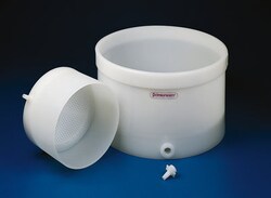 Chemglass Life Sciences&nbsp;Buchner Funnel, Table Top, Polyethylene, Porous, 18in ID, Medium Porosity, Removable Plate