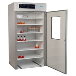 Chemglass Life Sciences&nbsp;Incubator, 30.8 Cu. Ft., Large Capacity, General Purpose, Reach-In, 120V