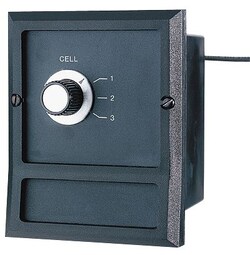 Cole-Parmer Myron L 3SE Three-position switchbox (Allows one controller