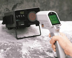 Cole-Parmer Fluke Calibration 9132 Infrared digital calibrator, Quantity: