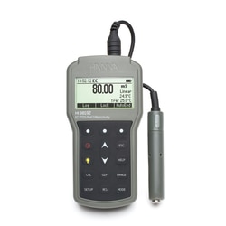 HANNA INSTRUMENTS INC Waterproof Portable EC/TDS/Resistivity/Salinity Meter,