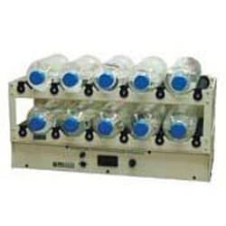 Bellco Glass, Inc. The Bellco Digital Bench-top Roller Apparatus holds 10 glass or plastic roller bottles (110 to 120 mm diameter and up to 22.5 cm in length). The unit features a heavy-duty DC motor and solid-state electronics that operate at bottle speeds ranging from 0.3