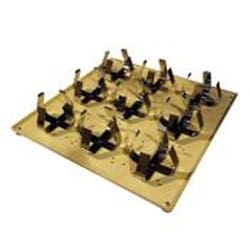 Bellco Glass, Inc. Pre-mounted stainless steel clamps for bellco Erlenmeyer flask. Flask tray fits on top of the standard tray platform. Includes clamps.    Flask positions: 4    Dimensions: 25x25