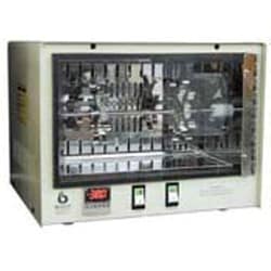 Bellco Glass, Inc. The Bellco Auto-blot Micro Hybridization Oven consists of an incubator with an integral rotisserie device. The rotisserie has the capacity for up to 4 large hybridization bottles or 8 small hybridization bottles. Alternatively, any combination of large or