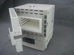 Yamato Scientific America, Inc. Yamato 17.5L Standard Muffle Furnace with Communication Port, 220V