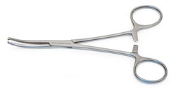 World Precision Instrument&nbsp;Rochester-Oschner Hemostatic Forceps, 16cm, Curved