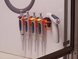 IBI SCIENTIFIC 3P Hanging Pipette Stand, 4 Place w/ Filler, Right Side,