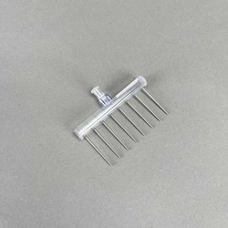 V&P Scientific Inc ASPIRATION MANIFOLD, 8 Channel, 96 Well, Deep Well, 19 Gauge, SS Tubes, 30mm Long, 9mm Spacing, Polycarbonate