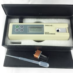 Azzota Corp Digital Brix Refractometer, Brix 0-45%,  Refractive Index 1.3330-1.4098
