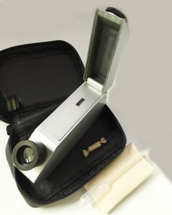 Azzota Corp Heavy-Duty Portable Gem Refractometer, Measuring Range: 1.30-1.81,