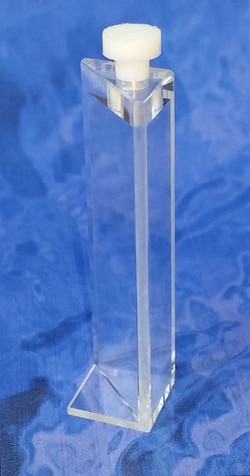 Fireflysci Type 82 Triangular Fluorescence Cell with PTFE Stopper (Material: UV Quartz) (Lightpath: 10mm)
