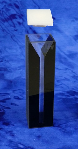 Fireflysci Type 9M Semi-Micro Black Cuvette with PTFE Cover (Material: