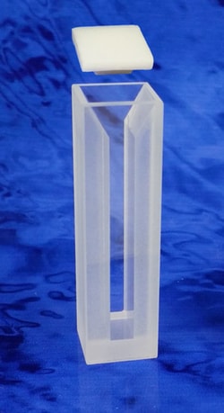 Fireflysci Type 9 Semi-Micro Cuvette with PTFE Cover (Material: UV Quartz) (Lightpath: 10mm)