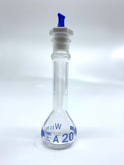CHEMSCIENCE&nbsp;Volumetric Flask Class A, Wide Mouth, 20 ML,PP Stopper No - 13,  Clear Glass, Tolerance - ± 0.04,CS/48