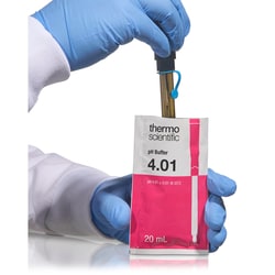 Thermo Scientific Orion pH Buffer Individual Use Pouches 10 x 20 mL | Buy Online | Thermo Scientific&trade; | Fisher Scientific
